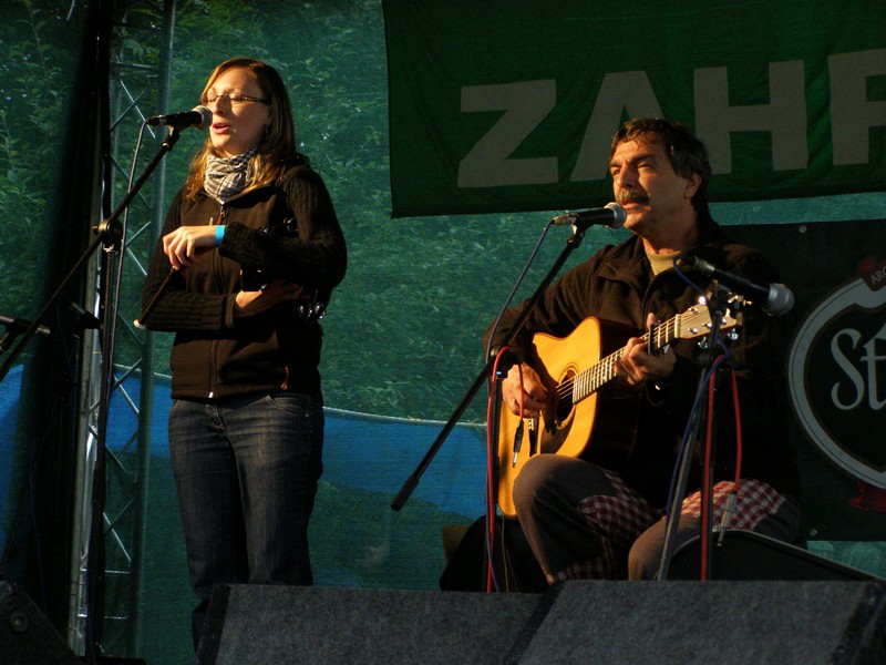 P7040927 Zahrada Jen tak tak